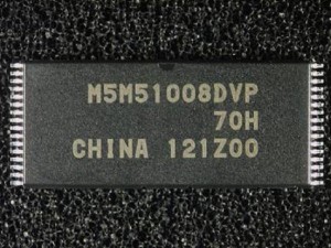 M5M51008DVP-70H